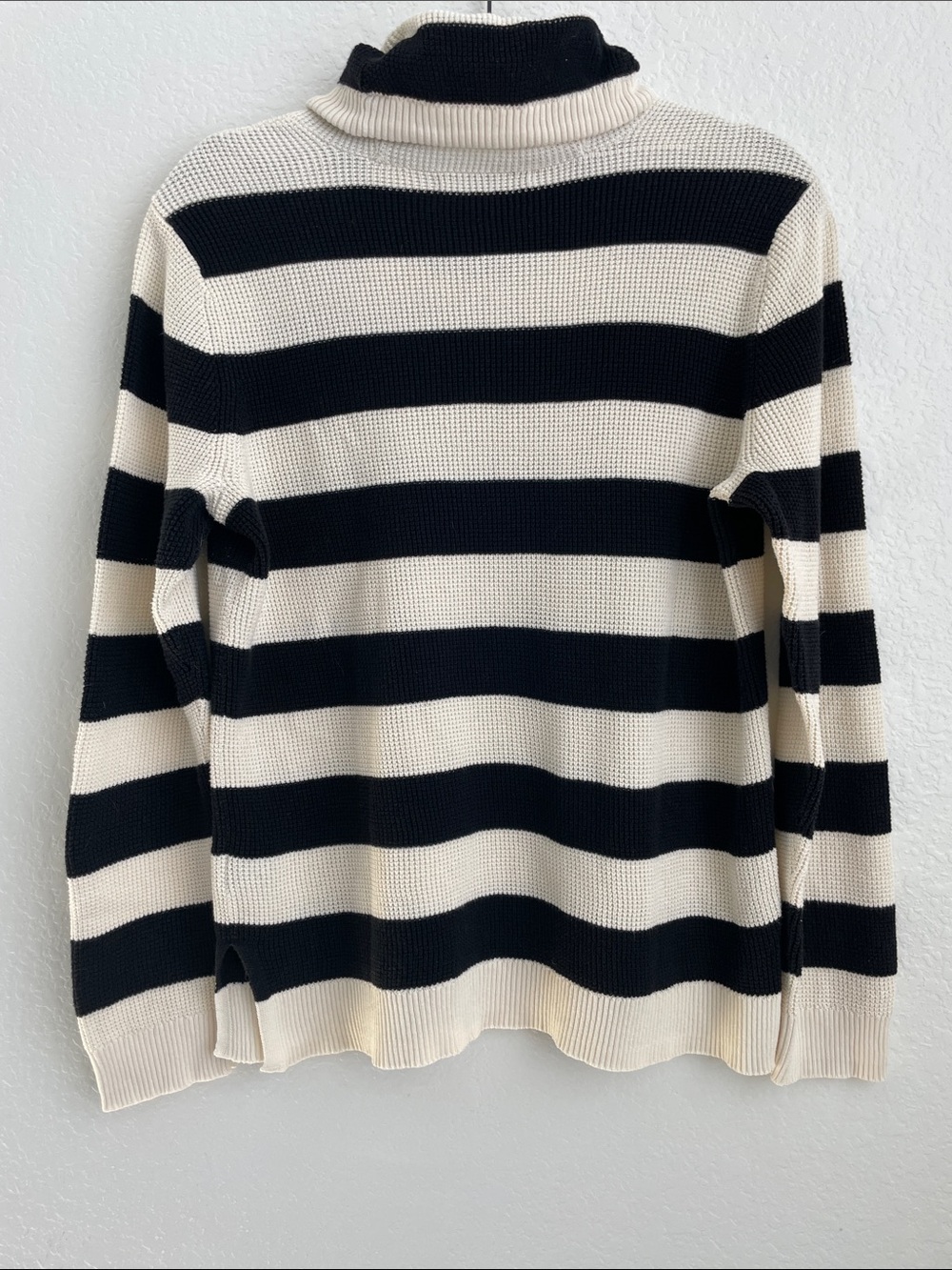 Ralph Lauren Black & Cream Striped Cowl Neck Waffle Knit Pullover • Large - Picture 4 of 9